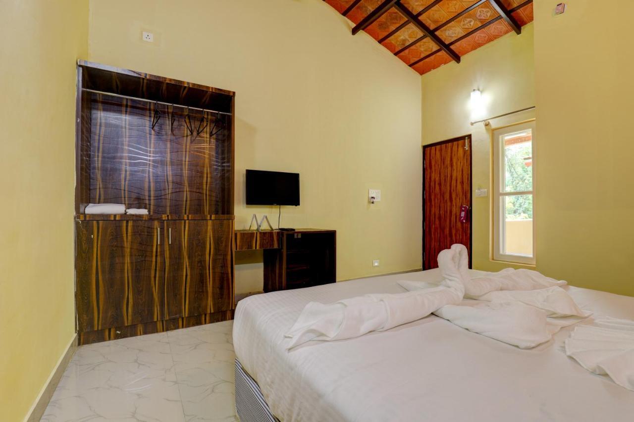 Ezzenza Areca Resort Madikeri Exteriör bild