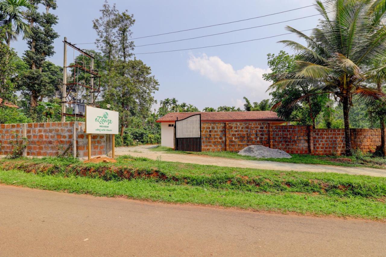 Ezzenza Areca Resort Madikeri Exteriör bild