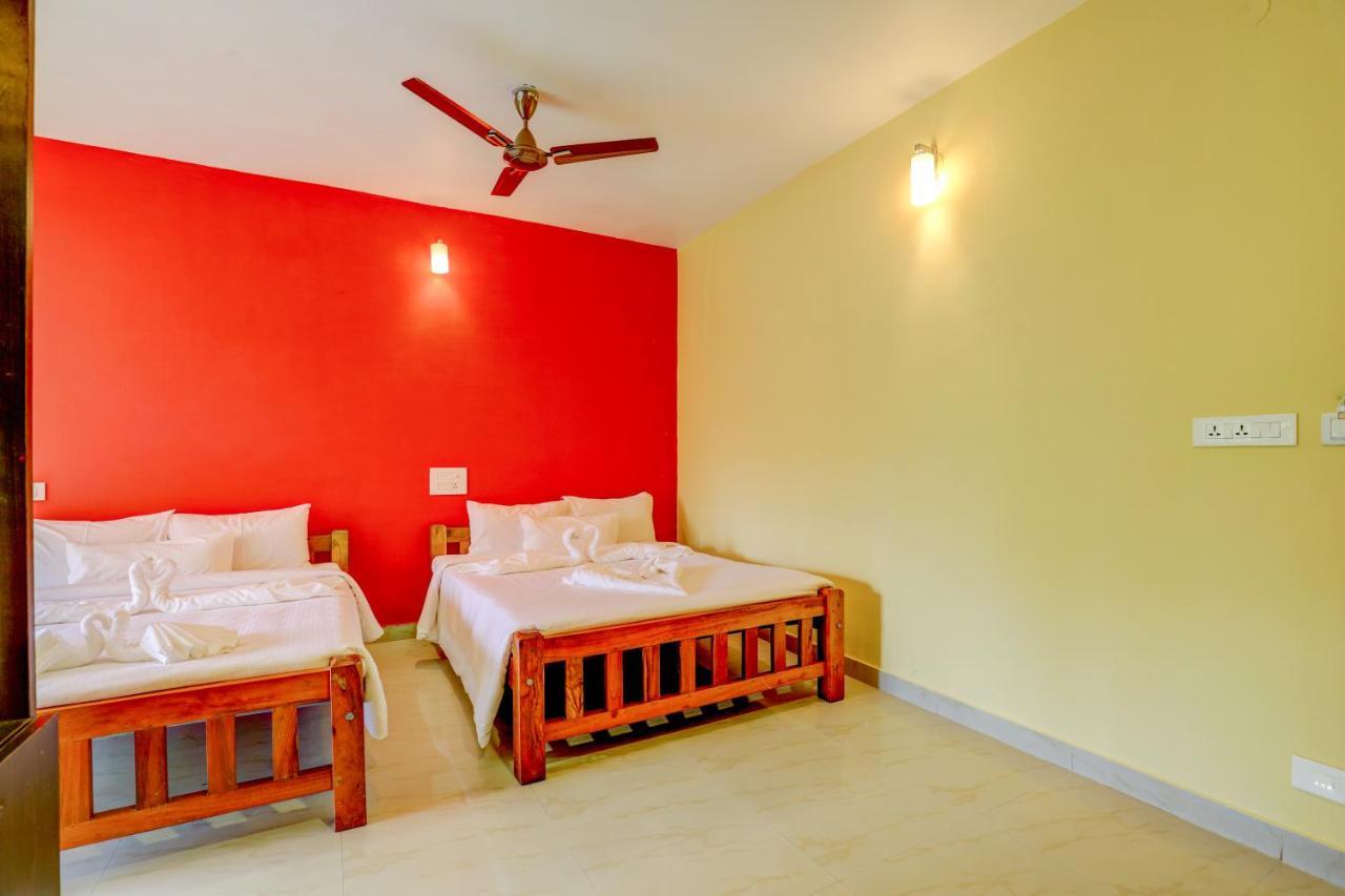 Ezzenza Areca Resort Madikeri Exteriör bild