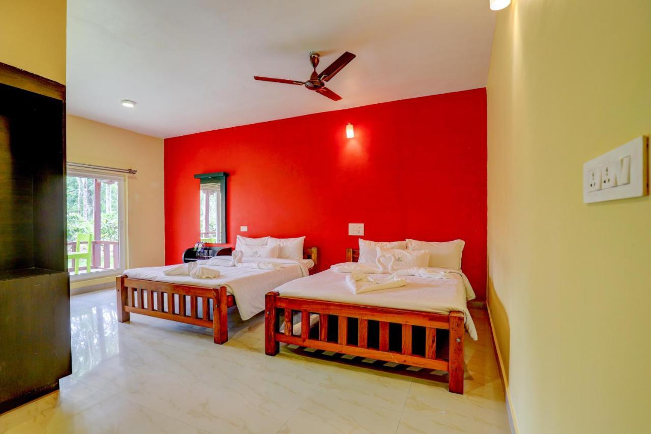 Ezzenza Areca Resort Madikeri Exteriör bild