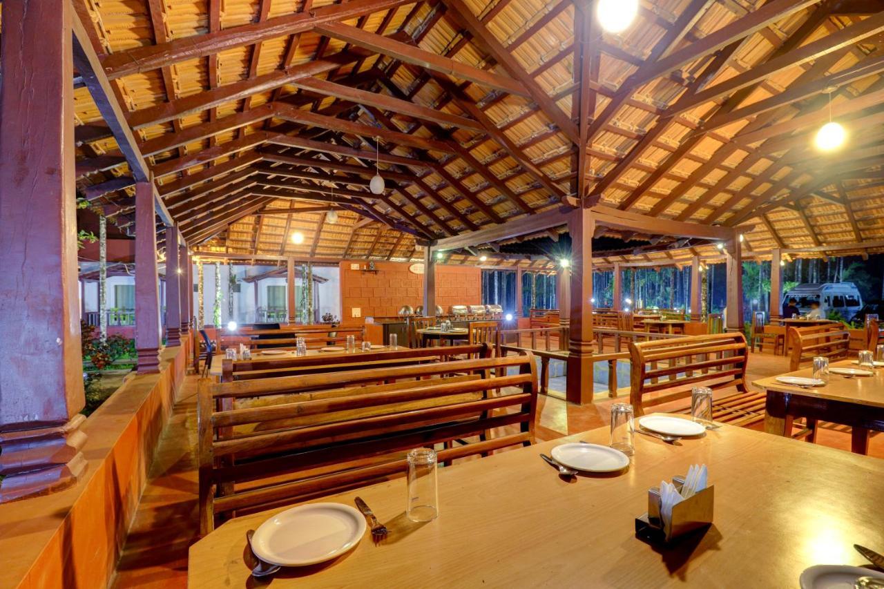 Ezzenza Areca Resort Madikeri Exteriör bild